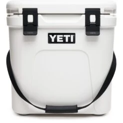 Yeti Roadie 24 Hard Cooler - White